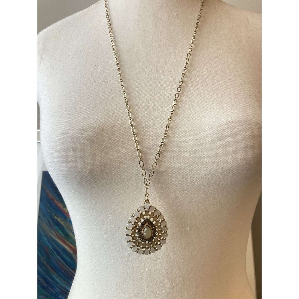 Gold Tone Rhinestone Teardrop Pendant Necklace Openwork In Creamy Tones Boho